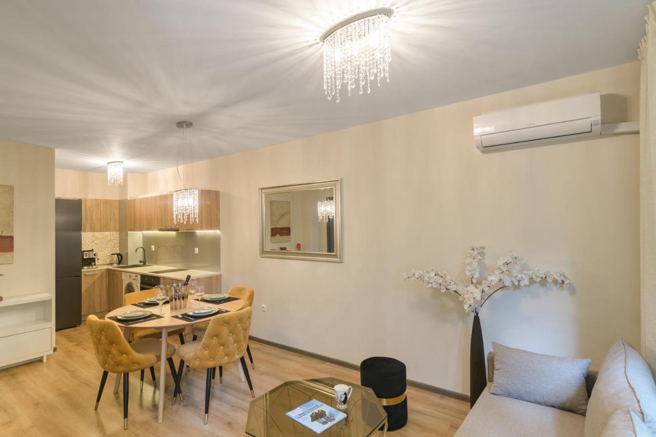 Мarelis Luxe Port Apartment Varna Exterior foto
