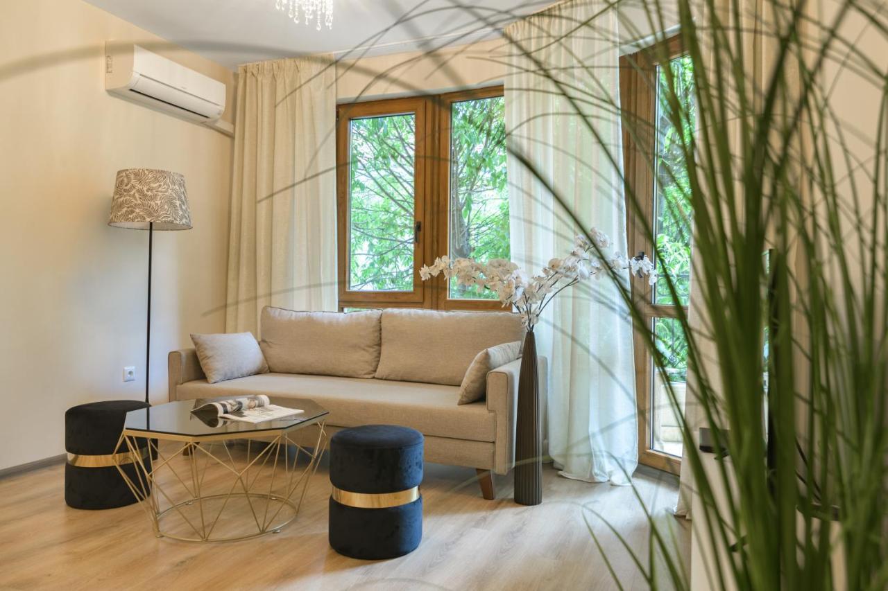 Мarelis Luxe Port Apartment Varna Exterior foto