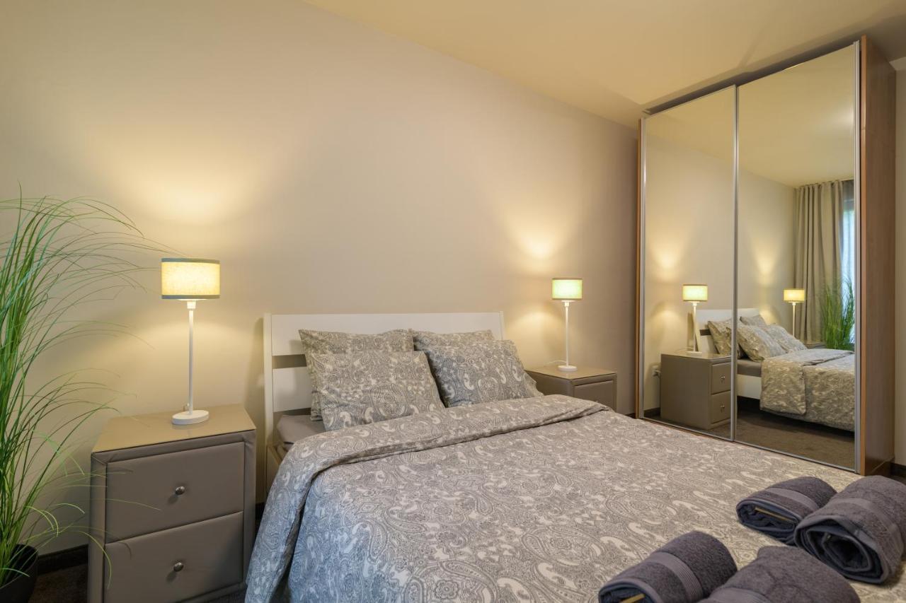 Мarelis Luxe Port Apartment Varna Exterior foto